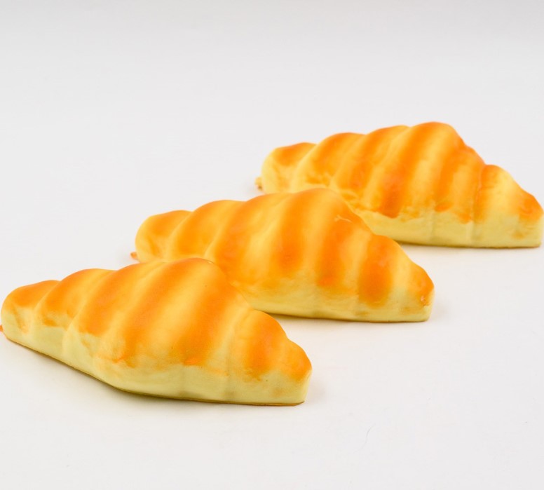 Сквиш-антистресс КРУАССАН 16х9 см, 18377